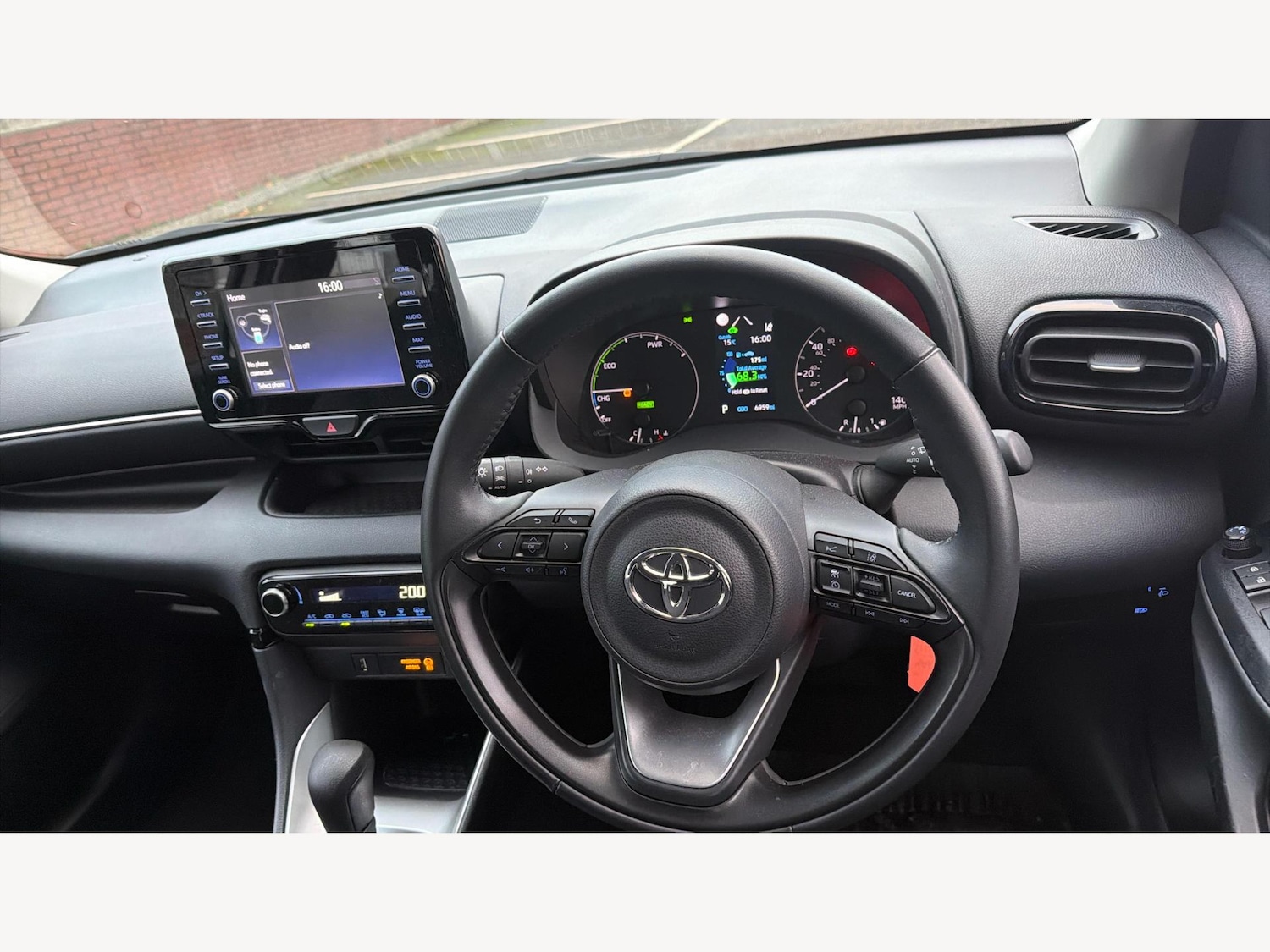 Used Toyota Yaris 2023 for sale - 76613089: Photo 10