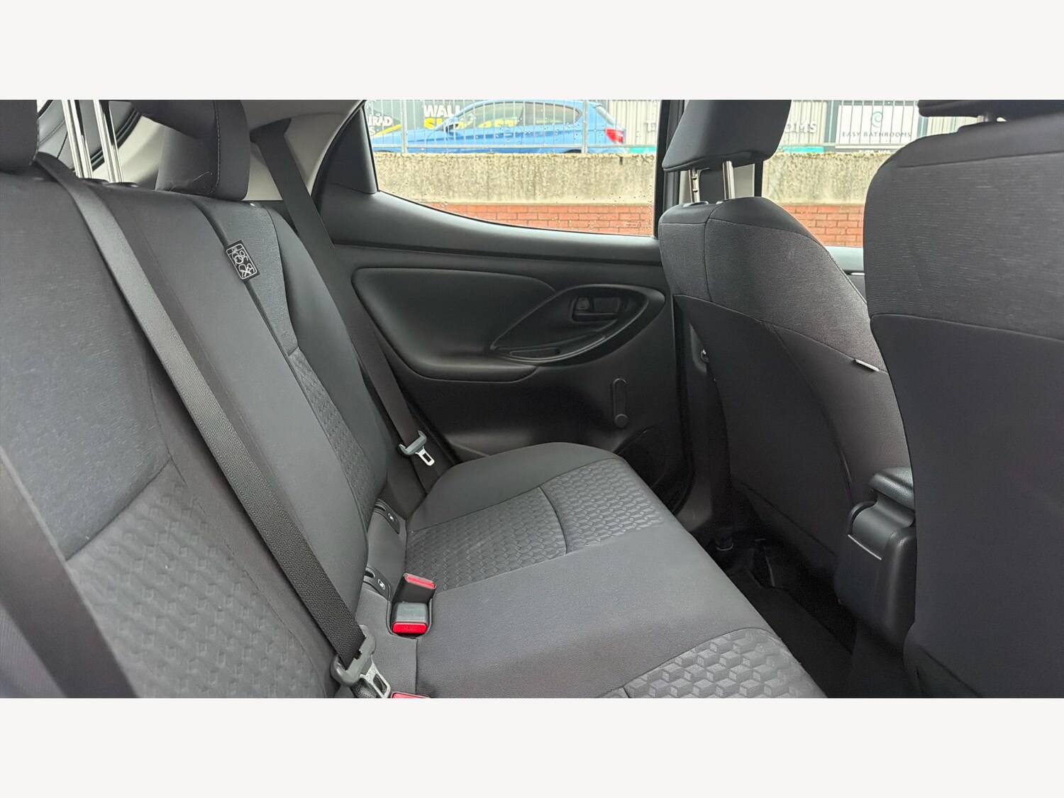 Used Toyota Yaris 2023 for sale - 76613089: Photo 14