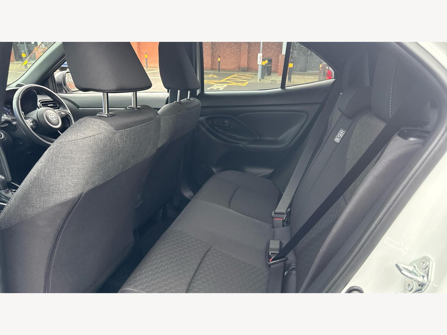 Used Toyota Yaris Cross 2024 for sale - 77191594: Photo 15