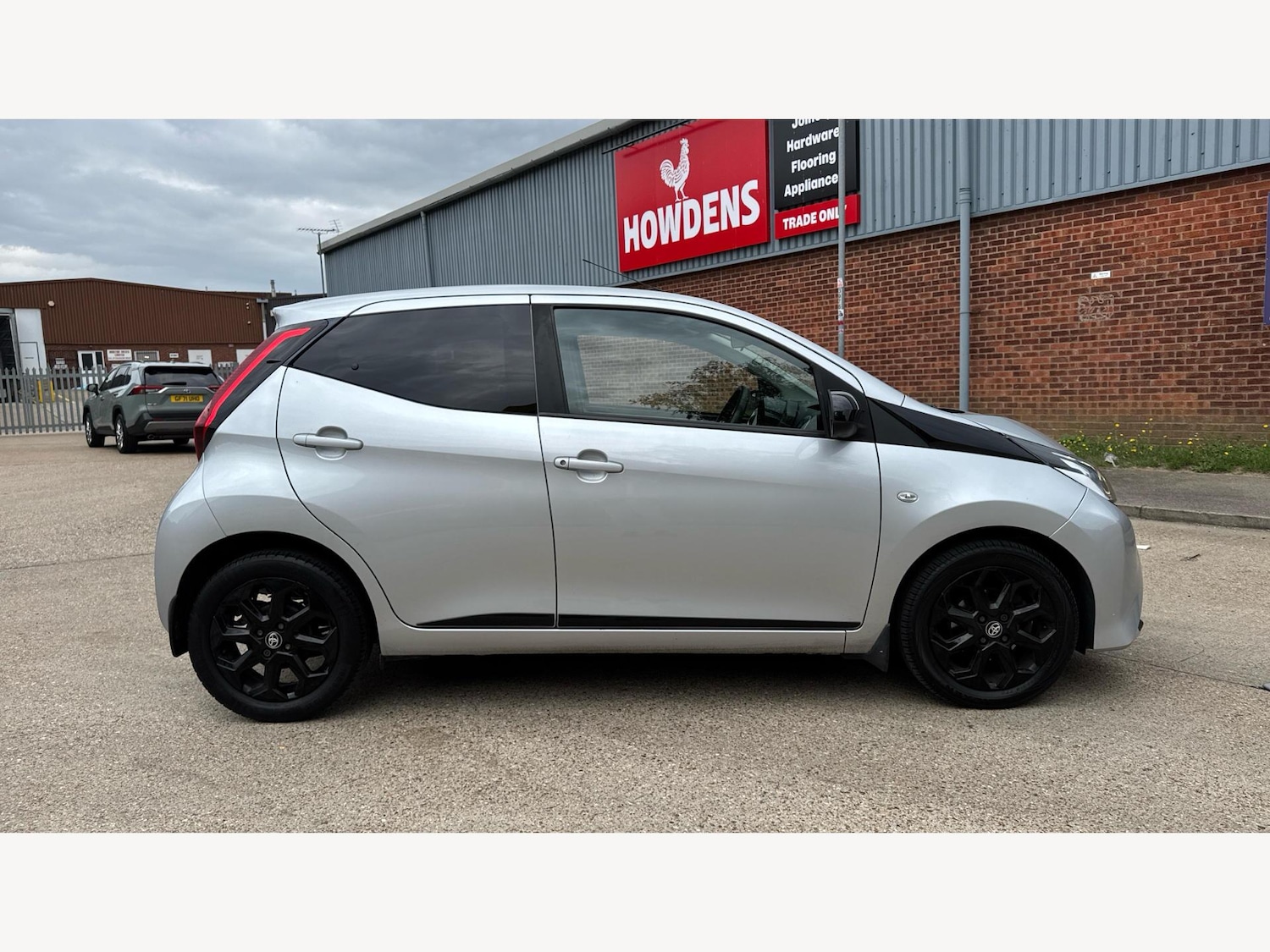 Used Toyota AYGO 2020 for sale - 76992739: Photo 18