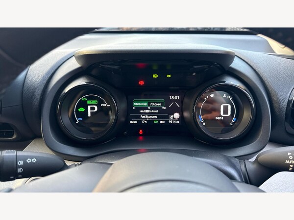 Used Toyota Yaris 2023 for sale - 76200665: Photo 11