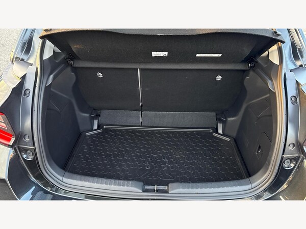 Used Toyota Yaris 2023 for sale - 76200665: Photo 16