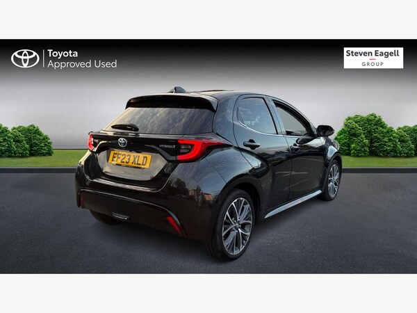Used Toyota Yaris 2023 for sale - 76200665: Photo 2