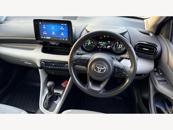 Used Toyota Yaris 2023 for sale - 76200665: Photo 7