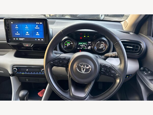 Used Toyota Yaris 2023 for sale - 76200665: Photo 8
