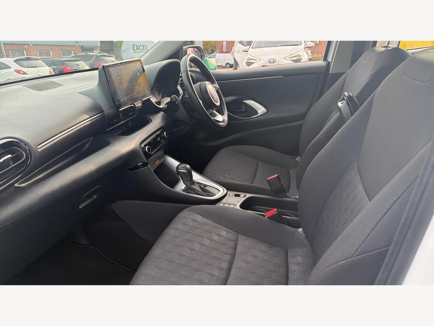 Used Toyota Yaris 2024 for sale - 77633712: Photo 12