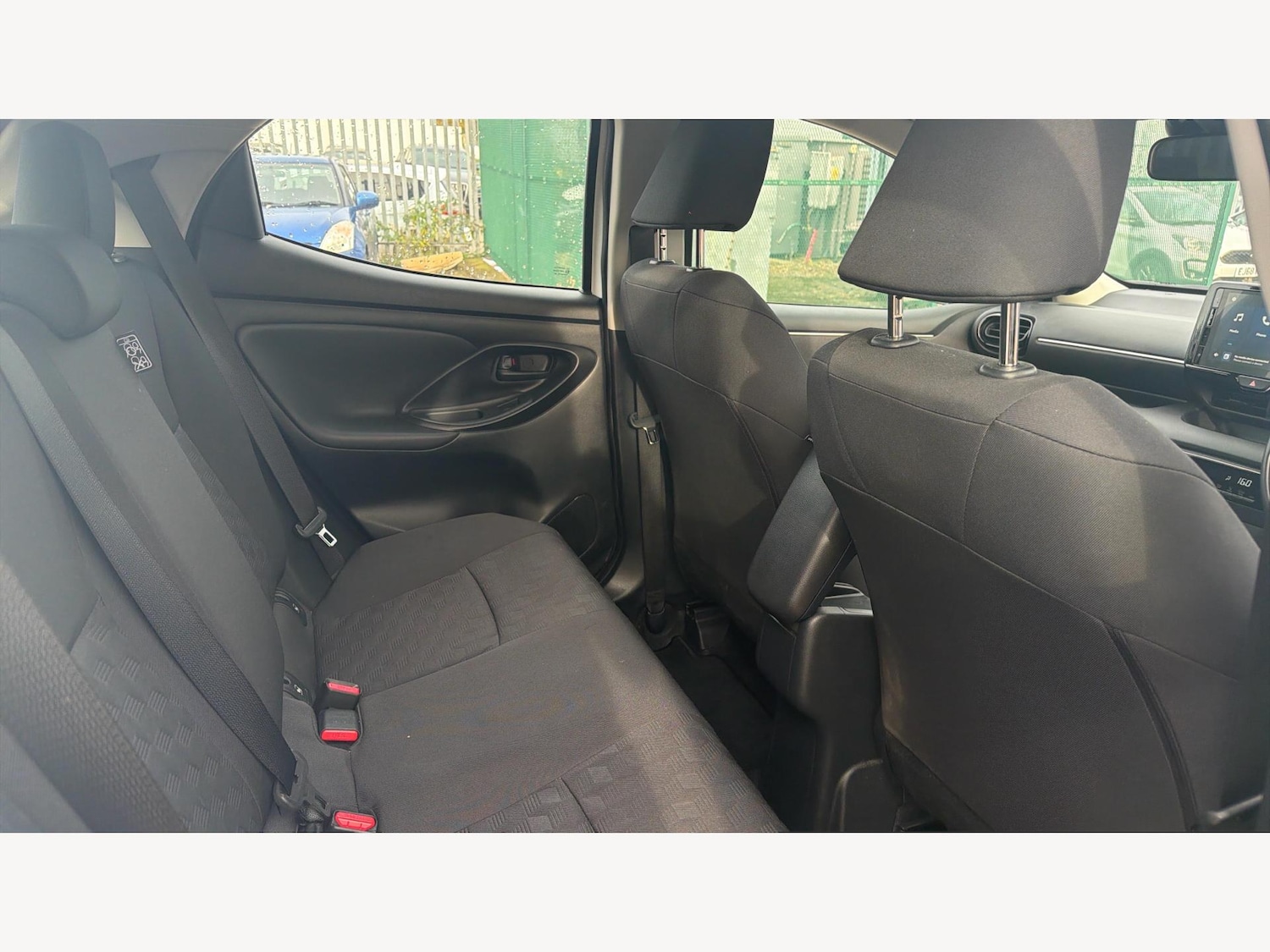Used Toyota Yaris 2024 for sale - 77633712: Photo 14