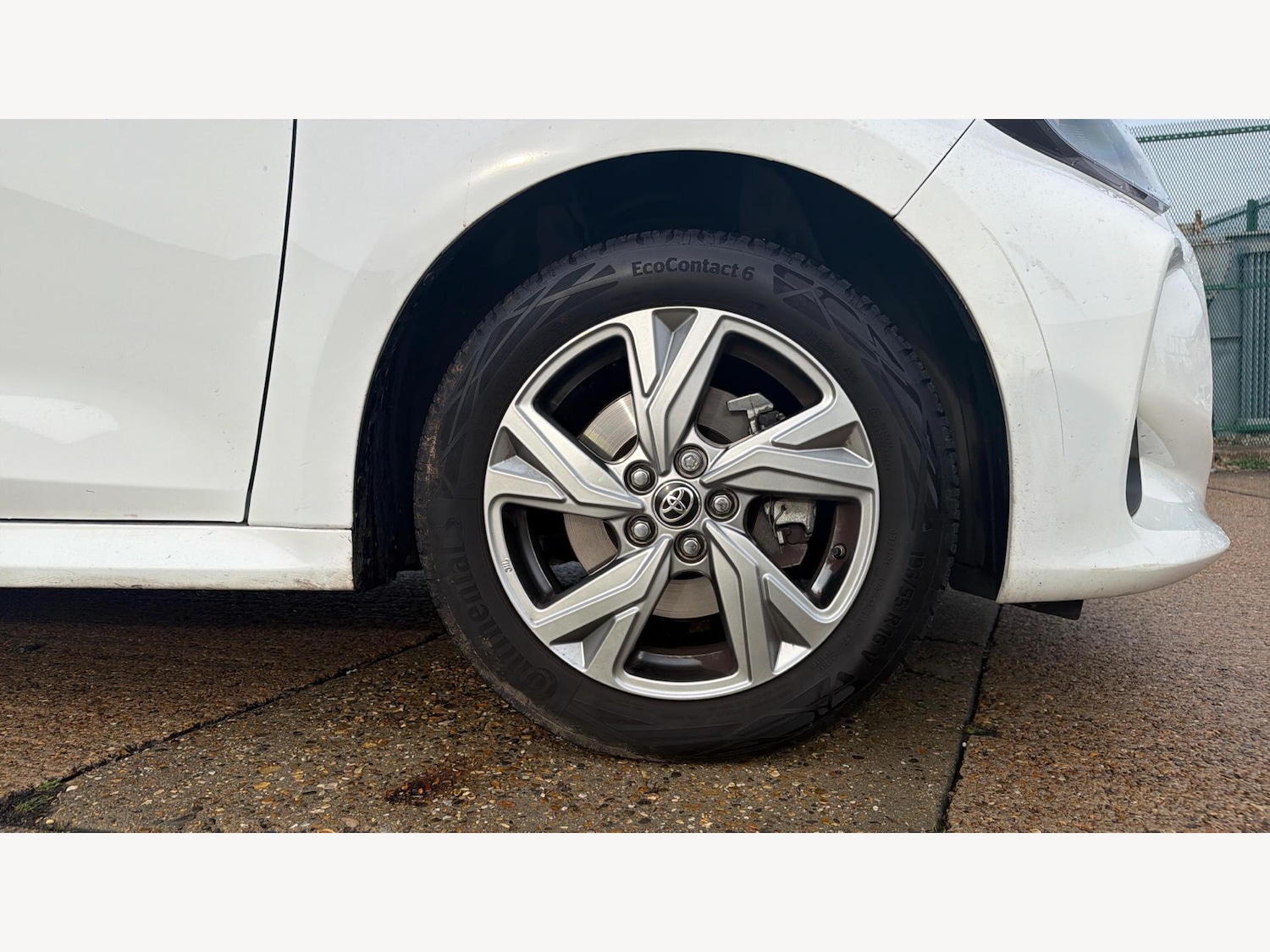 Used Toyota Yaris 2024 for sale - 77633712: Photo 20