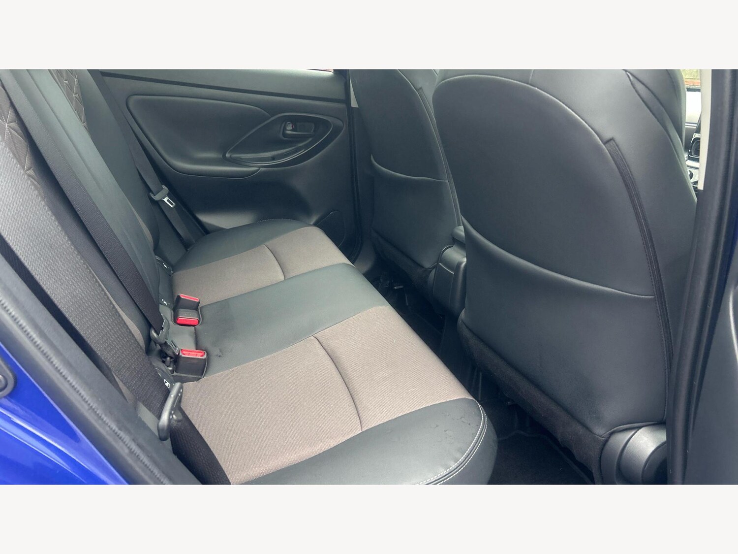 Used Toyota Yaris Cross 2024 for sale - 76612877: Photo 14