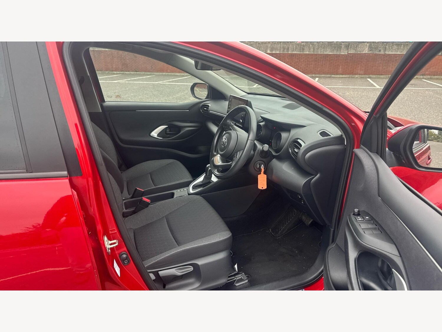 Used Toyota Yaris 2022 for sale - 76371743: Photo 13