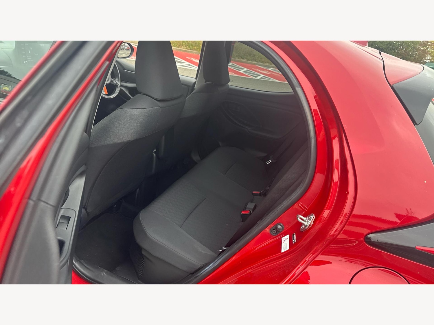 Used Toyota Yaris 2022 for sale - 76371743: Photo 15