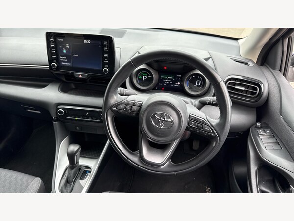 Used Toyota Yaris 2022 for sale - 76201097: Photo 8