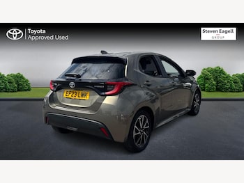 Used Toyota Yaris 2023 for sale - 79453224: Photo