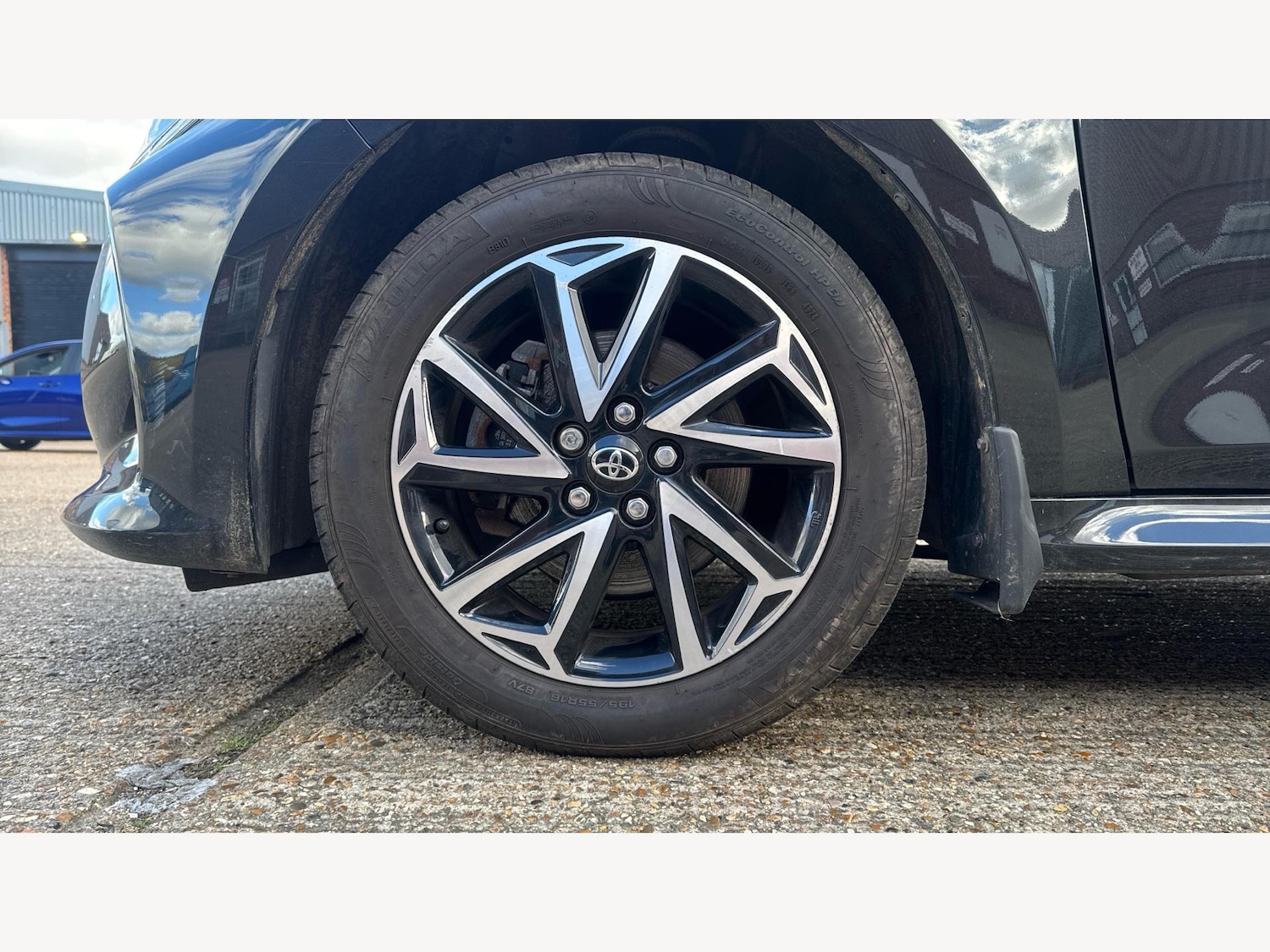 Used Toyota Yaris for sale - 77625622: Photo 20