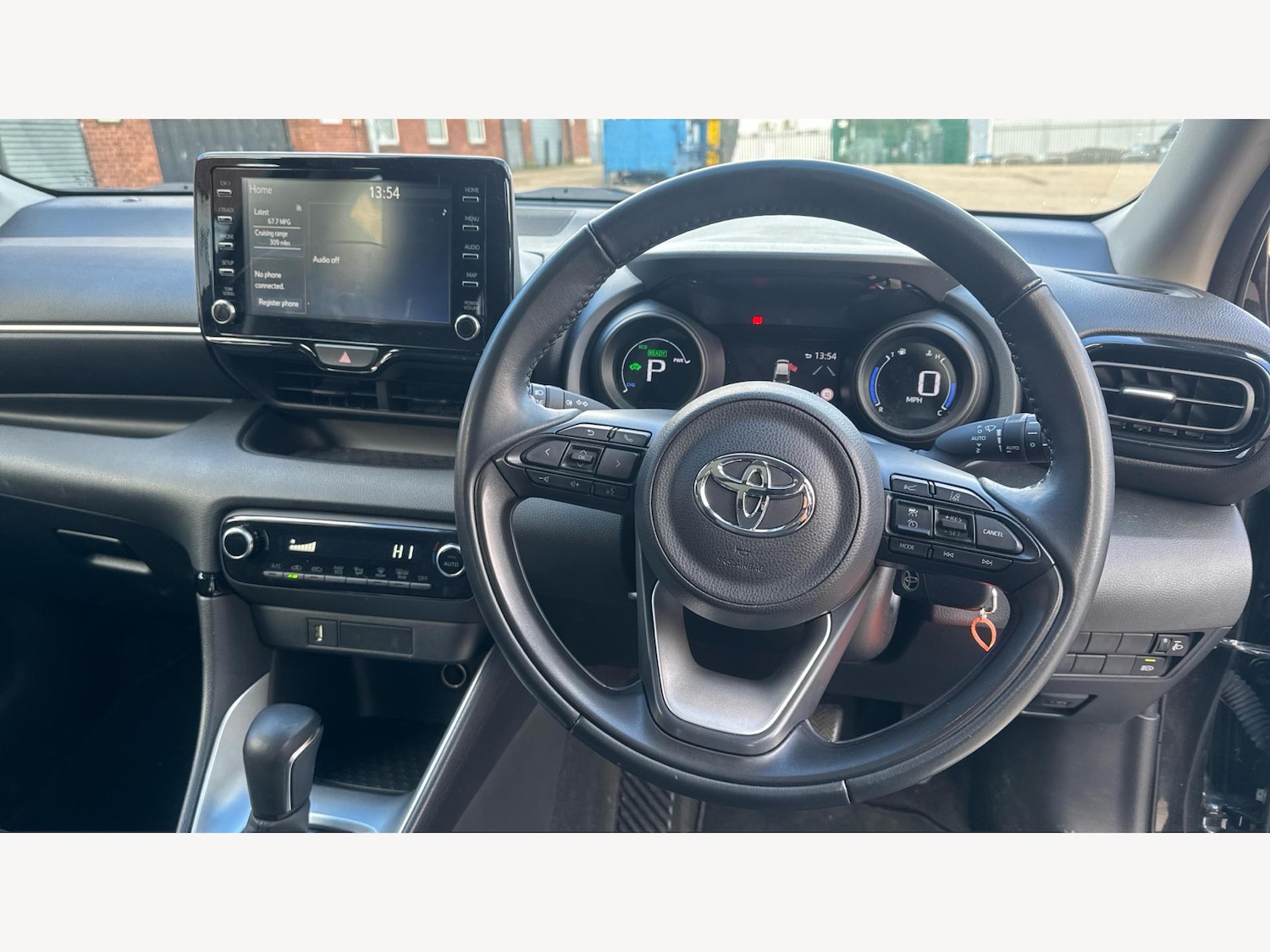 Used Toyota Yaris for sale - 77625622: Photo 8