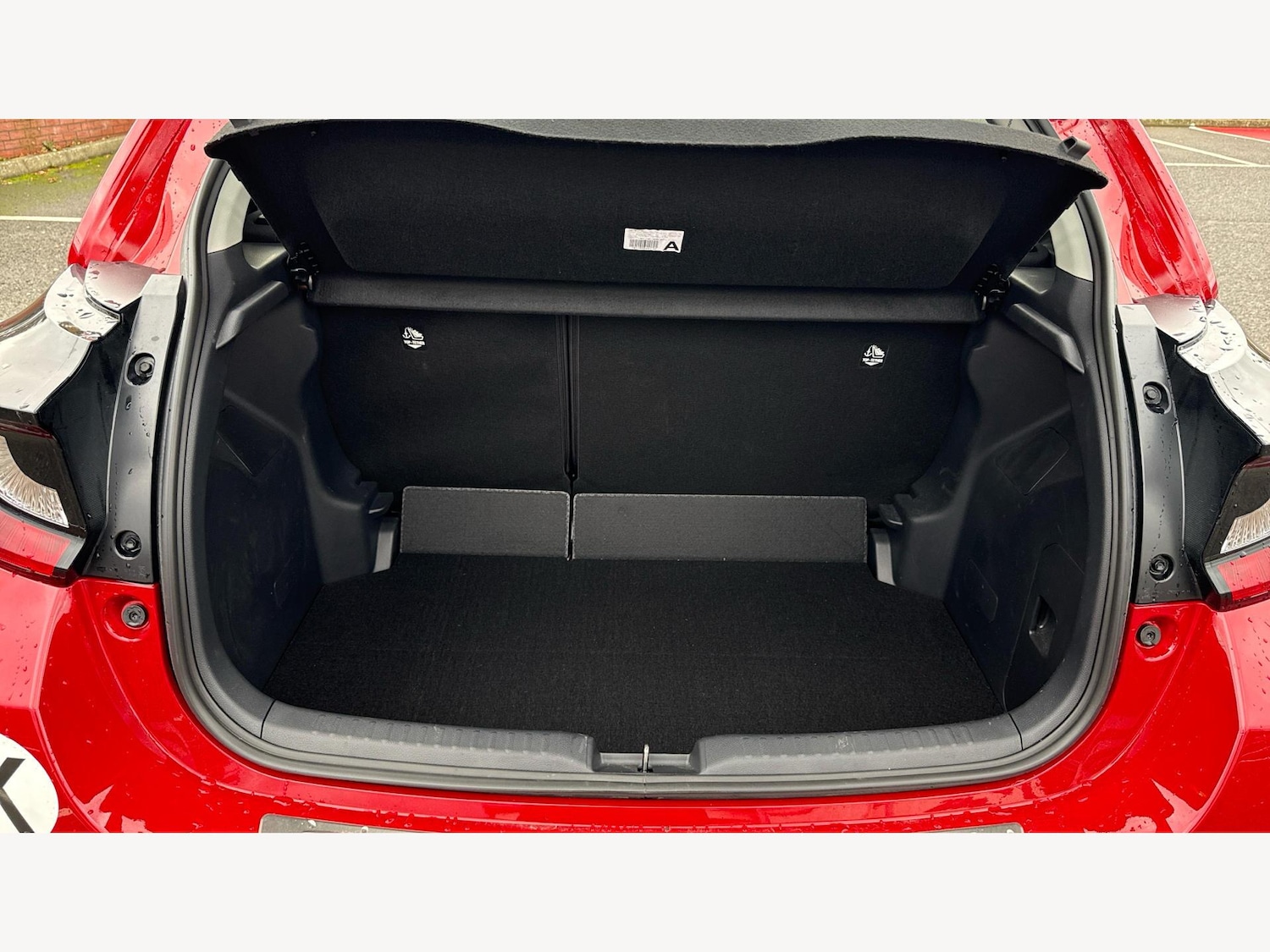 Used Toyota Yaris 2024 for sale - 76613081: Photo 16