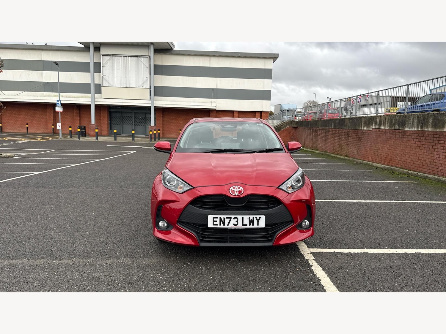 Used Toyota Yaris 2024 for sale - 76613081: Photo 17