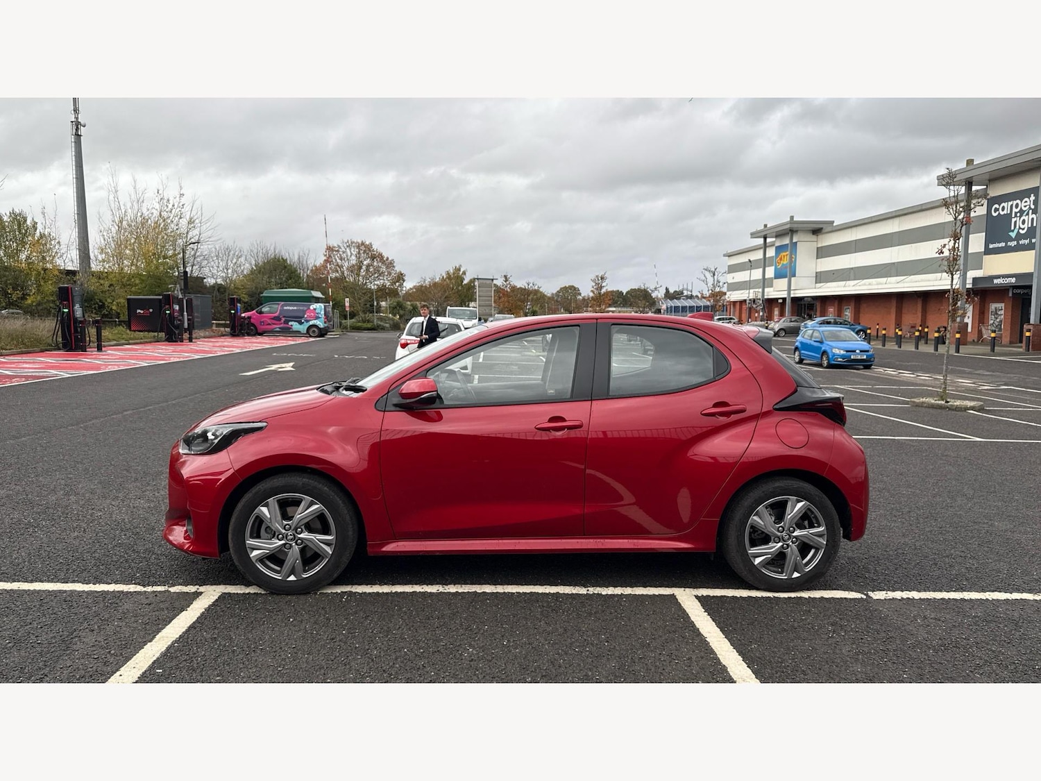 Used Toyota Yaris 2024 for sale - 76613081: Photo 19