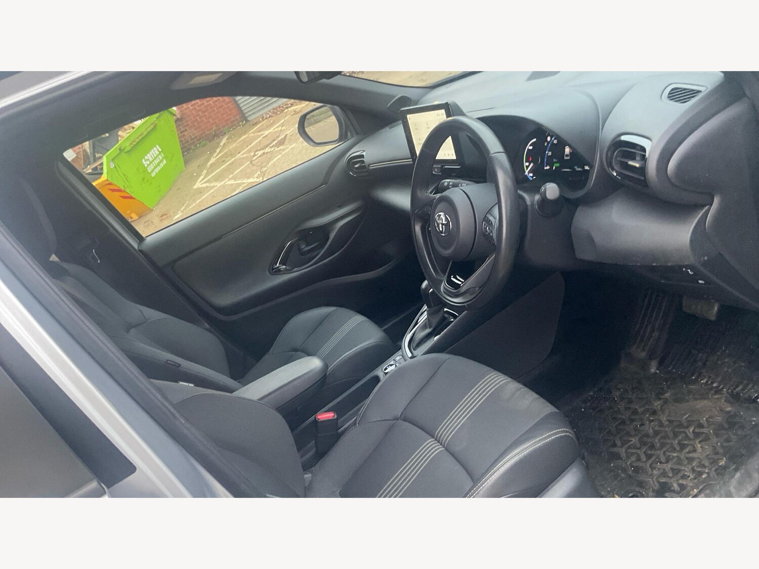 Used Toyota Yaris Cross for sale - 77279720: Photo 13