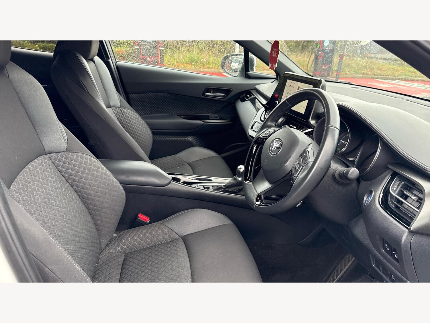 Used Toyota C-HR 2023 for sale - 76612923: Photo 13