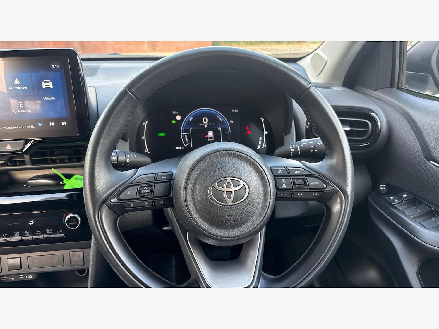 Used Toyota Yaris Cross 2024 for sale - 76370520: Photo 10