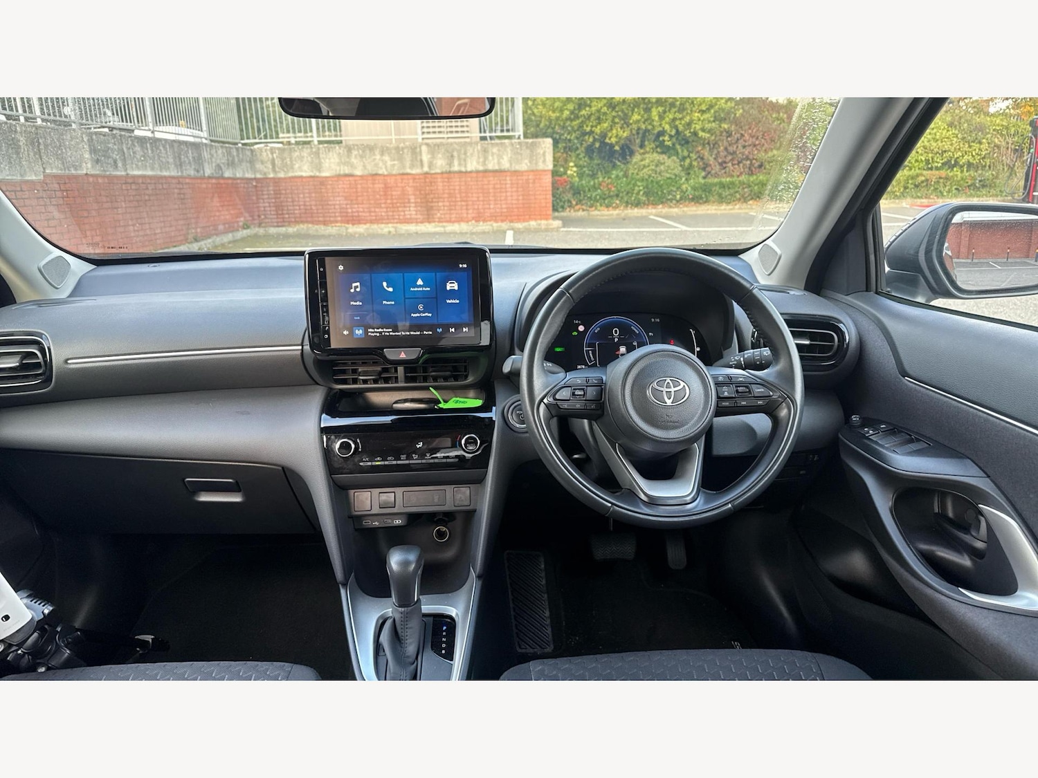Used Toyota Yaris Cross 2024 for sale - 76370520: Photo 7