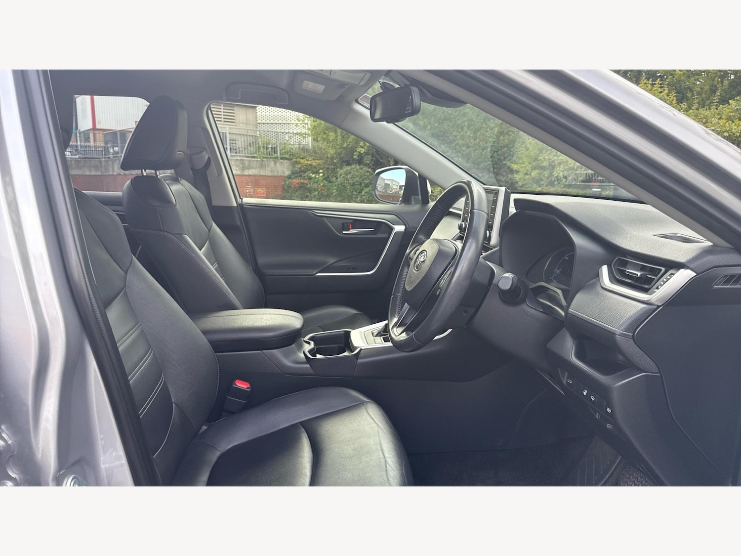 Used Toyota RAV4 2019 for sale - 76109549: Photo 13