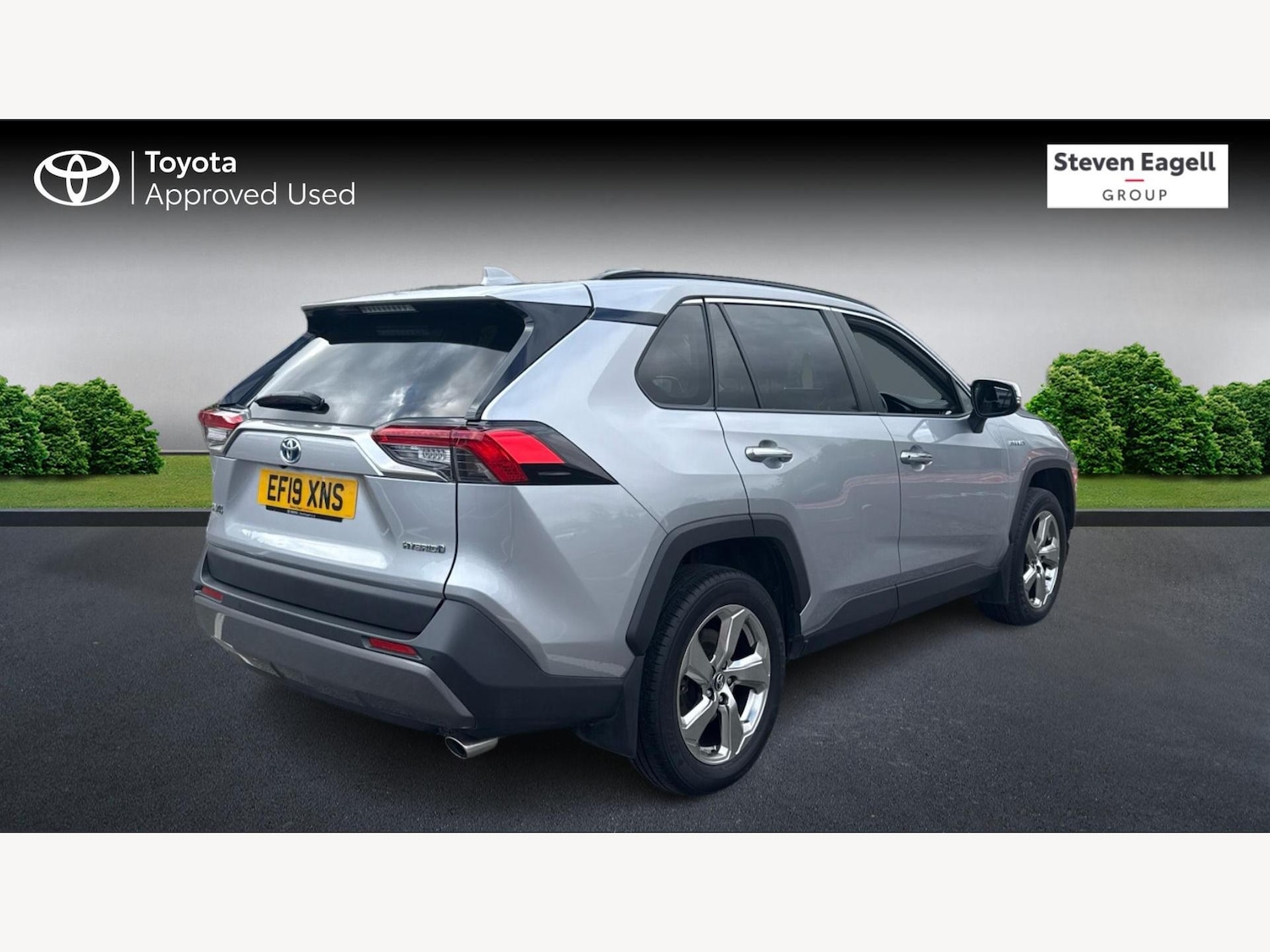 Used Toyota RAV4 2019 for sale - 76109549: Photo 2