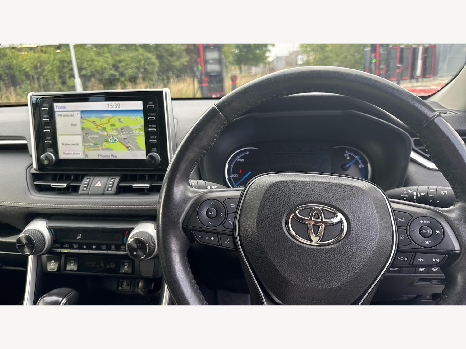Used Toyota RAV4 2019 for sale - 76109549: Photo 8
