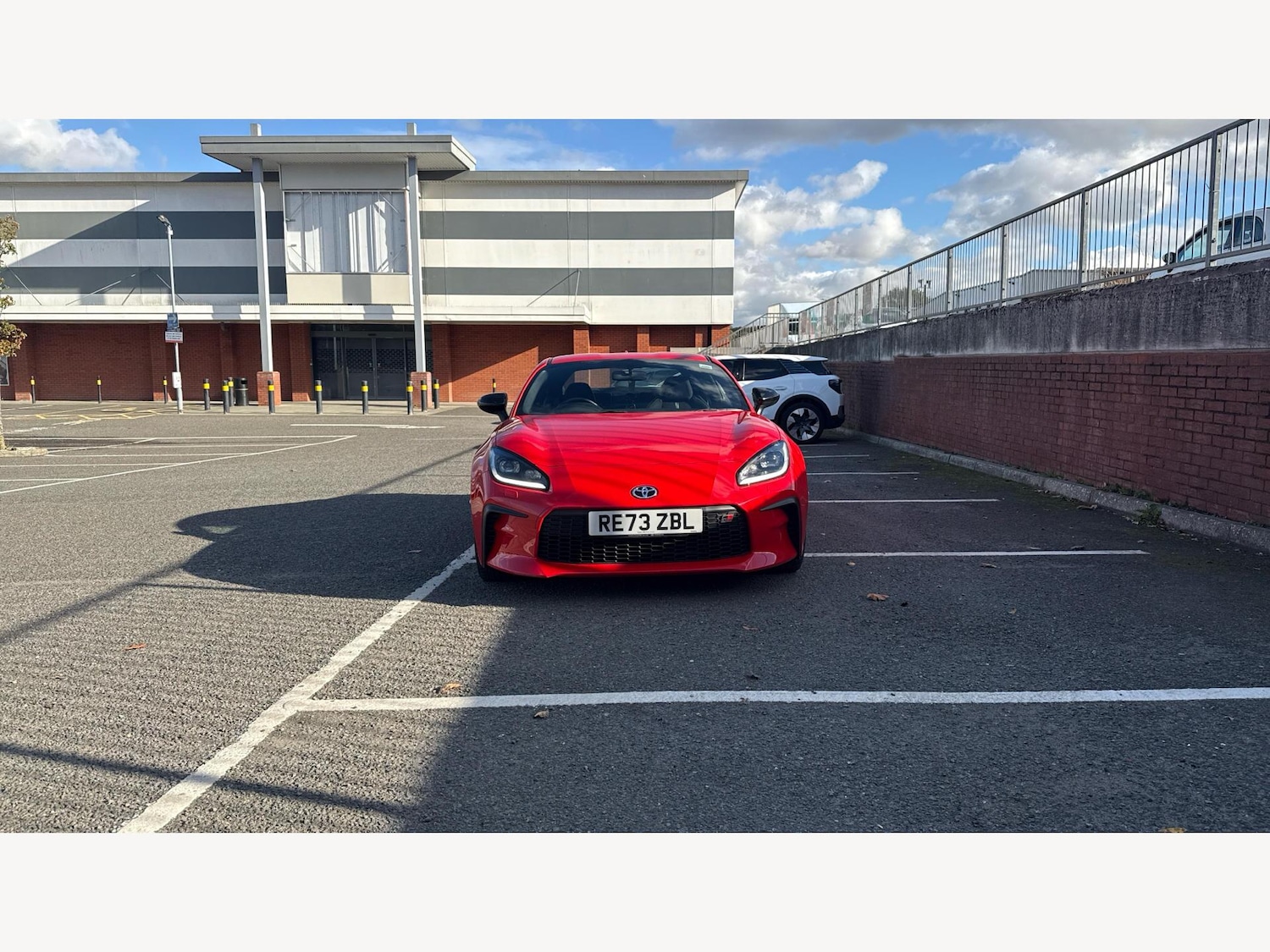 Used Toyota GR86 2023 for sale - 76388418: Photo 17