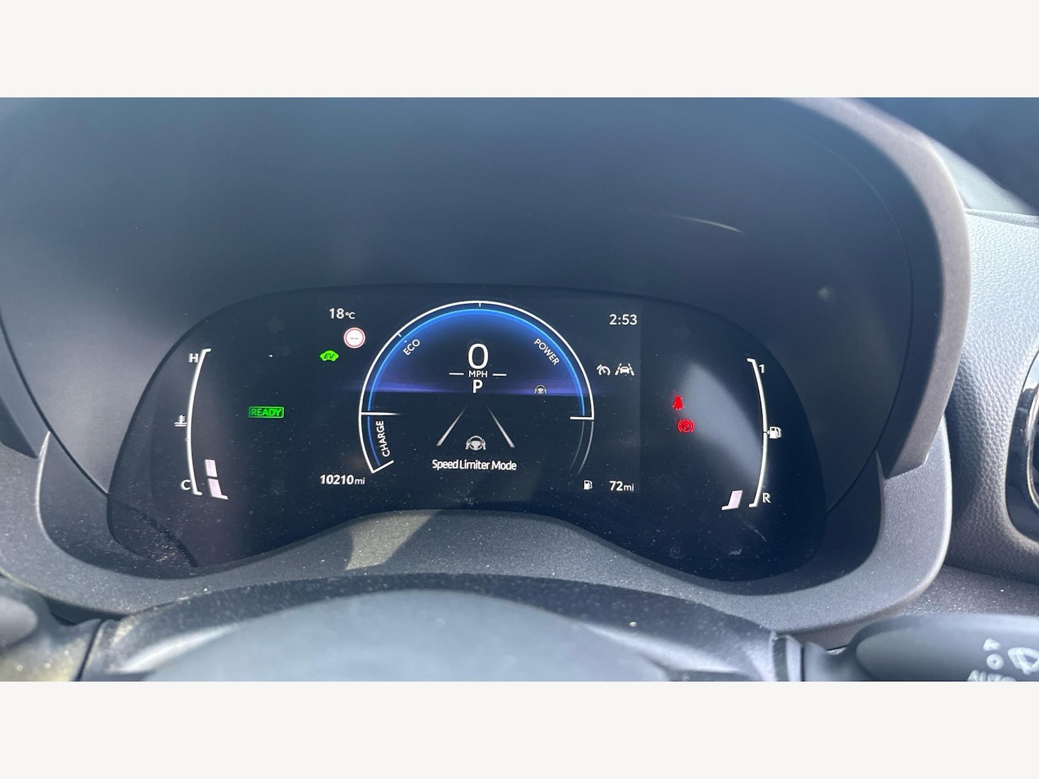 Used Toyota Yaris Cross 2024 for sale - 76370665: Photo 11
