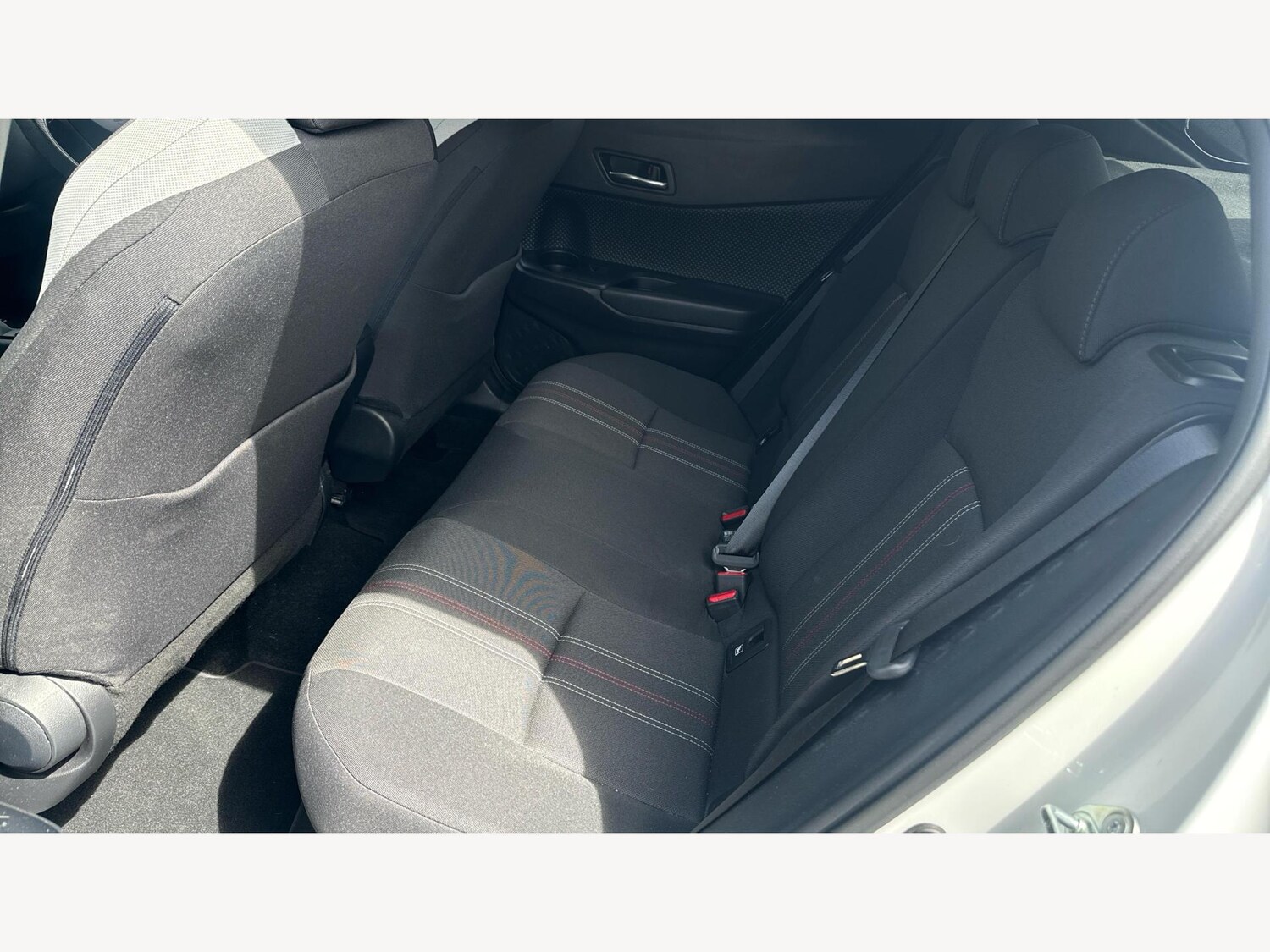 Used Toyota C-HR 2023 for sale - 76612957: Photo 15