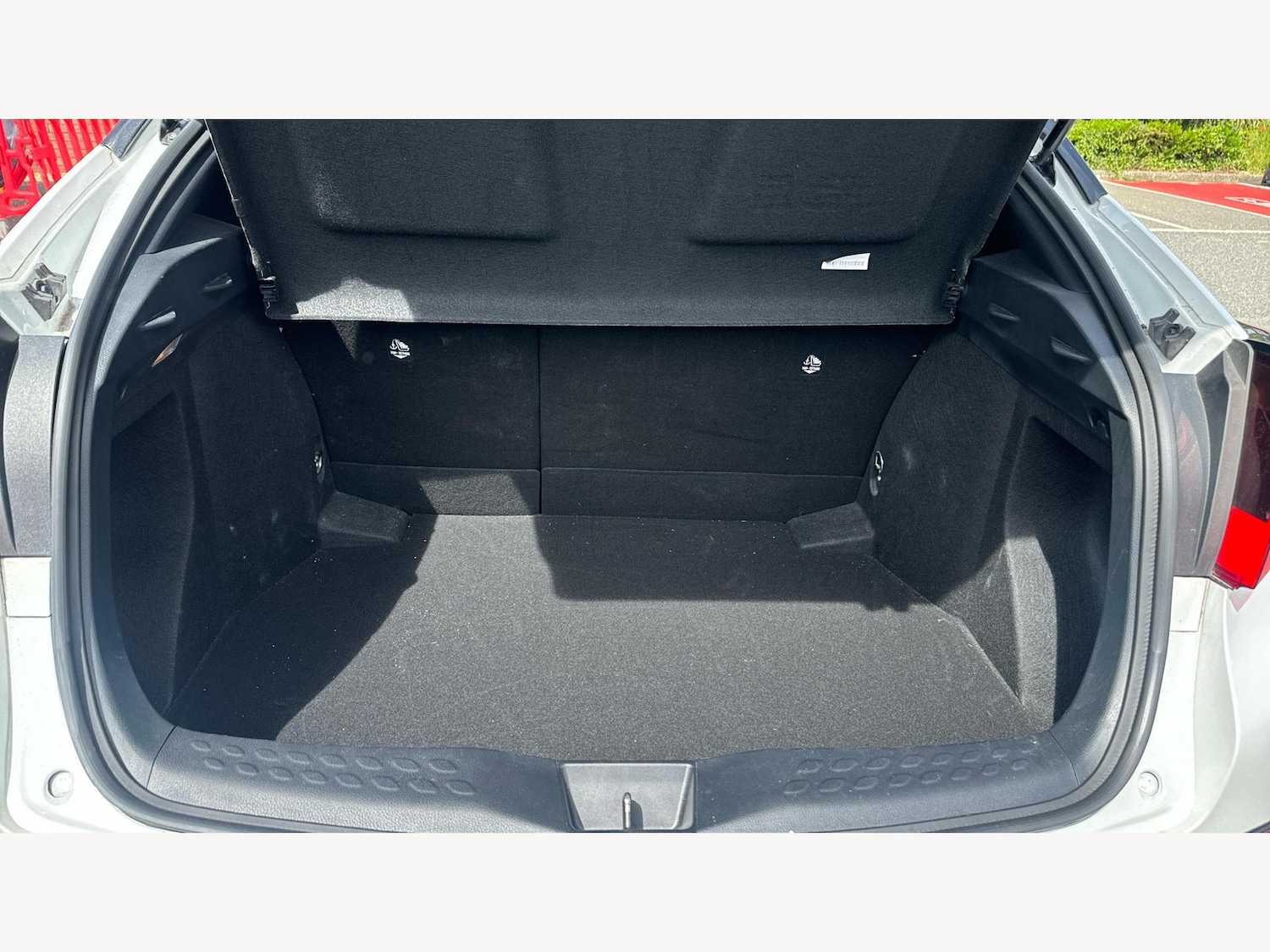 Used Toyota C-HR 2023 for sale - 76612957: Photo 16