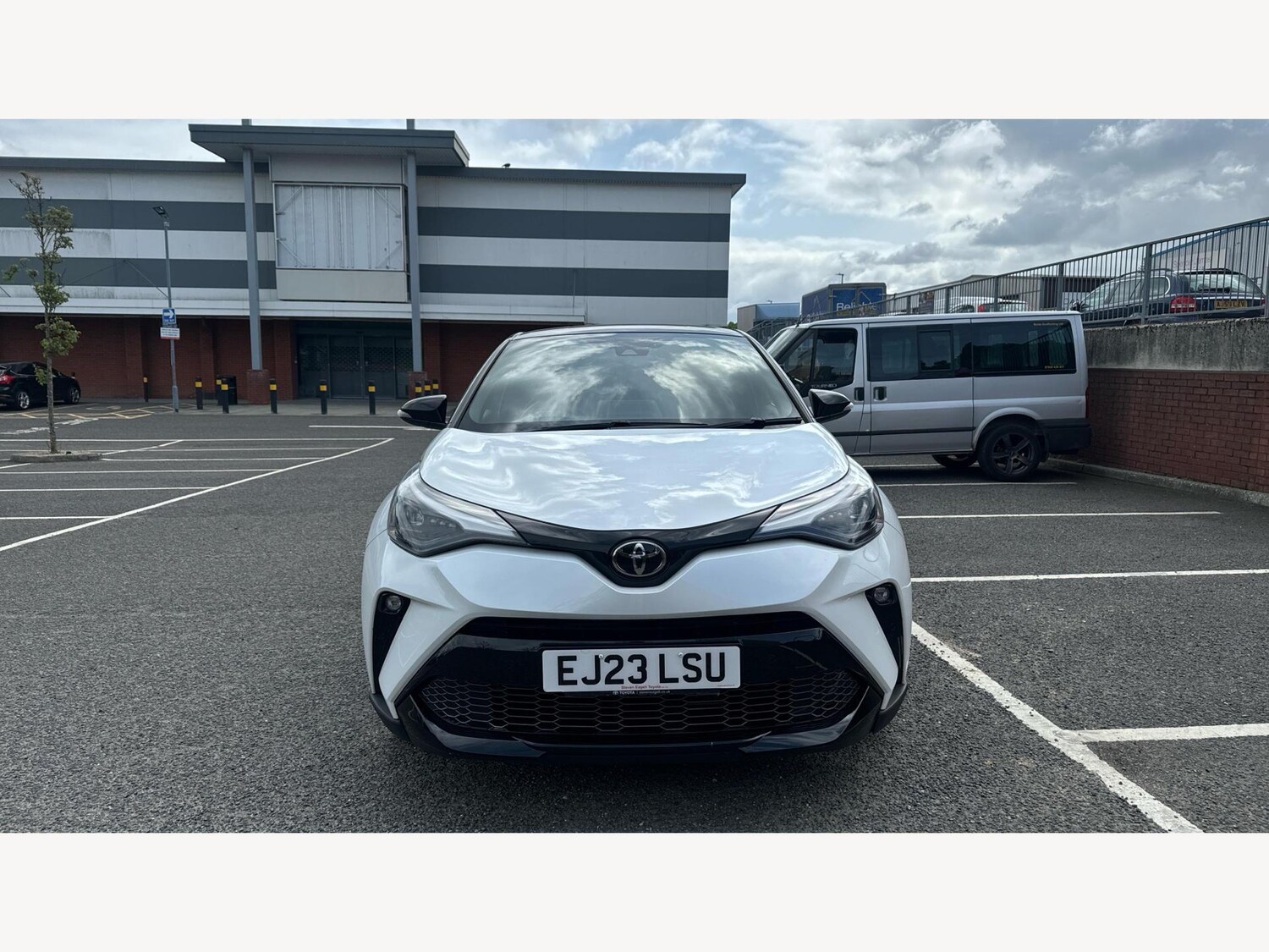 Used Toyota C-HR 2023 for sale - 76612957: Photo 17