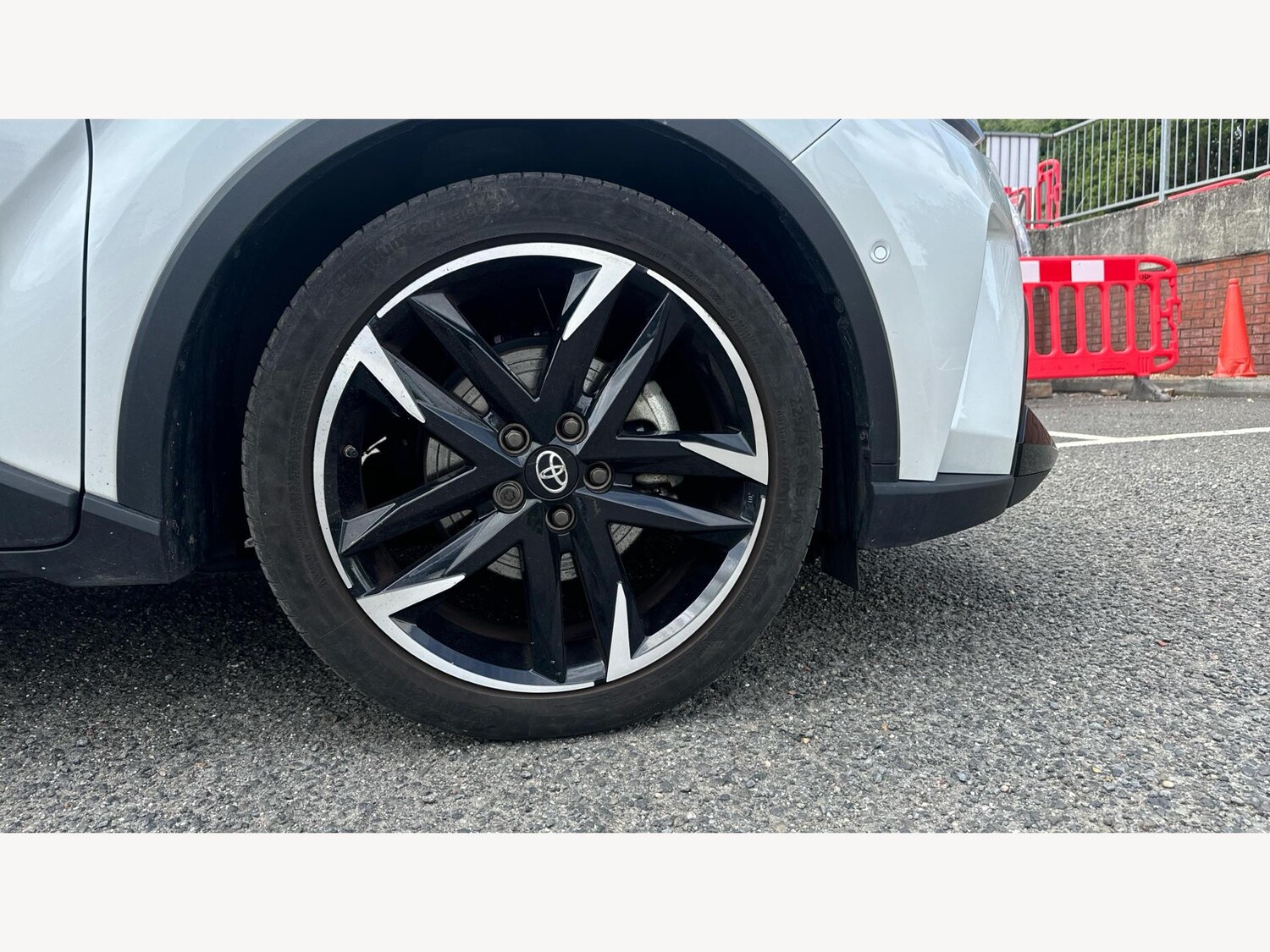 Used Toyota C-HR 2023 for sale - 76612957: Photo 20