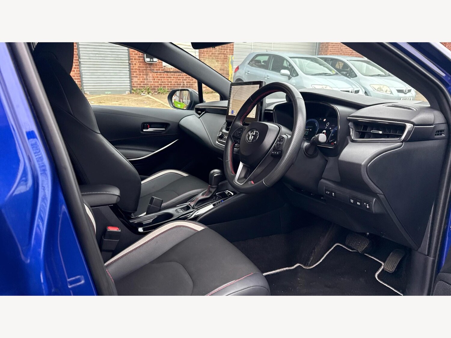 Used Toyota Corolla for sale - 77192000: Photo 13