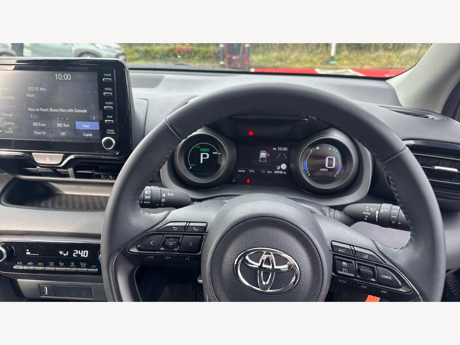 Used Toyota Yaris for sale - 77807628: Photo 11