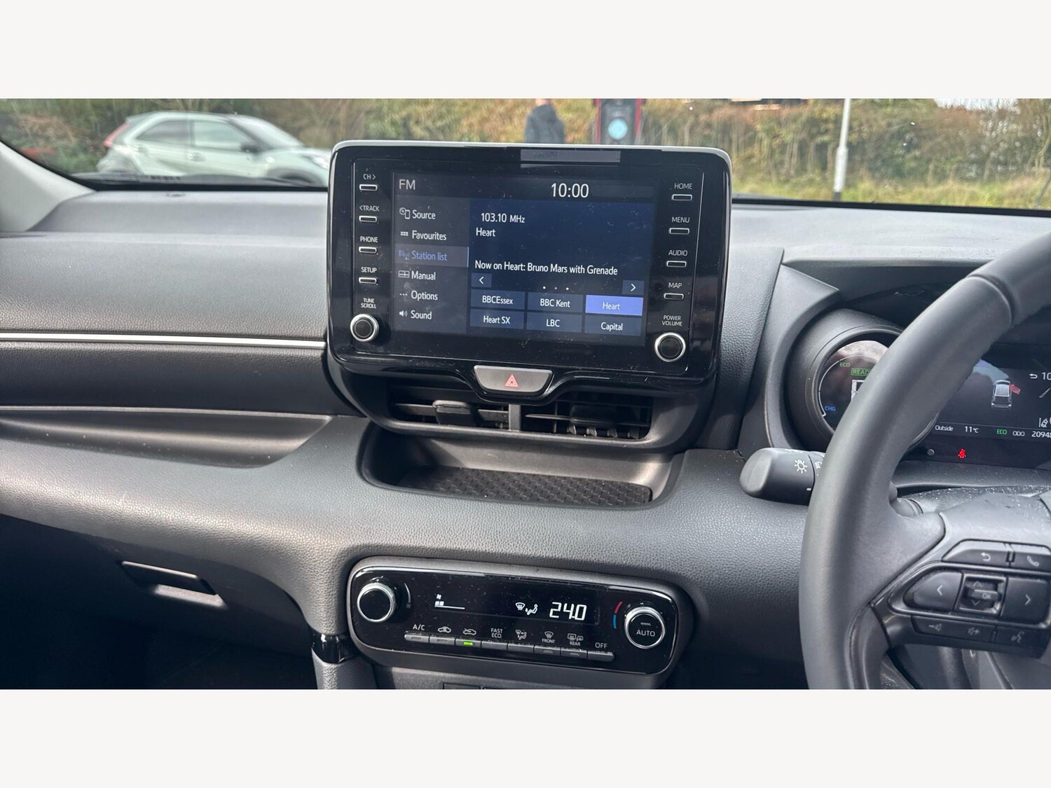 Used Toyota Yaris for sale - 77807628: Photo 9