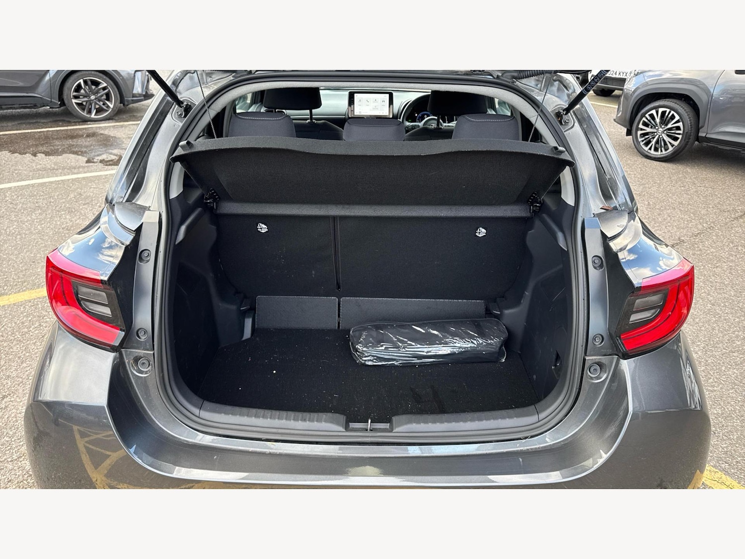 Used Toyota Yaris 2025 for sale - 77633043: Photo 16