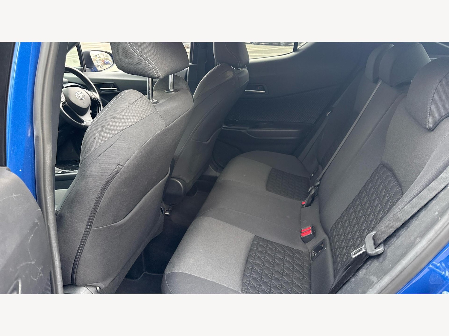 Used Toyota C-HR 2021 for sale - 76850526: Photo 15