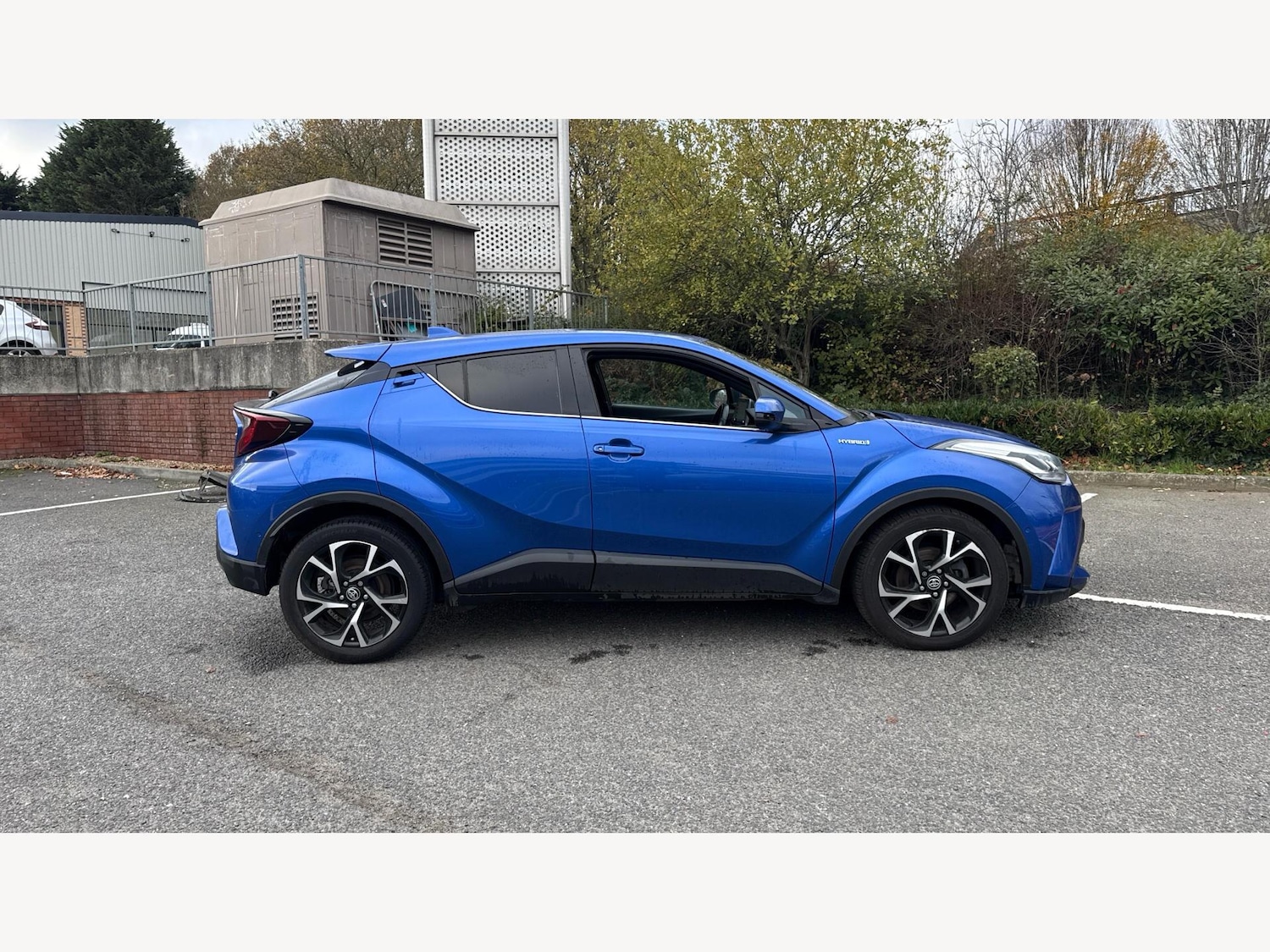 Used Toyota C-HR 2021 for sale - 76850526: Photo 18