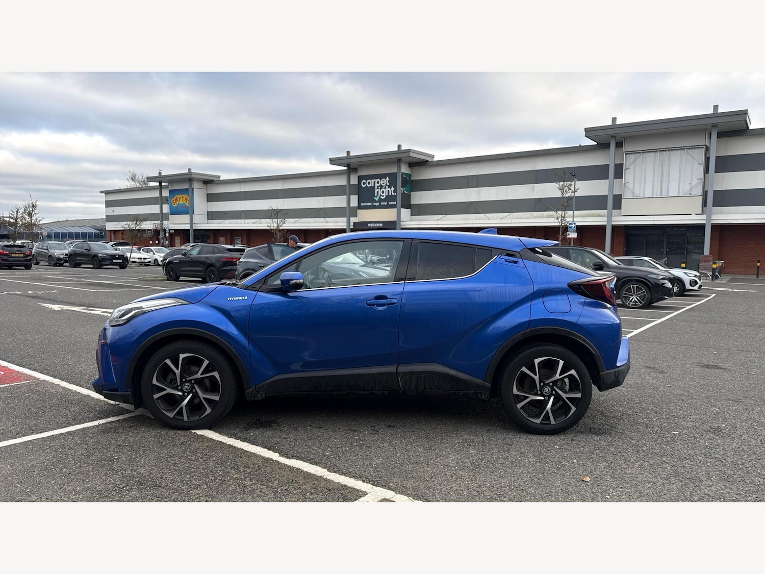 Used Toyota C-HR 2021 for sale - 76850526: Photo 19