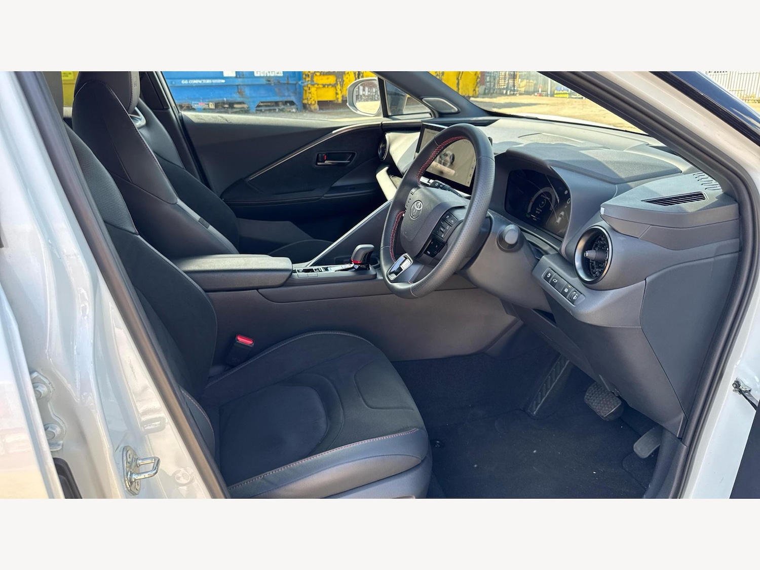 Used Toyota C-HR 2024 for sale - 76612938: Photo 13