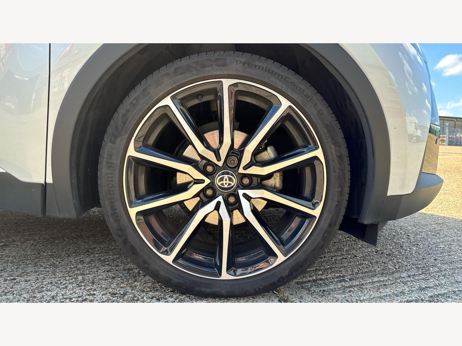 Used Toyota C-HR 2024 for sale - 76612938: Photo 20