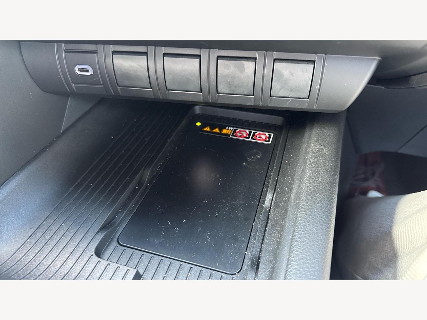 Used Toyota C-HR 2024 for sale - 76612938: Photo 26