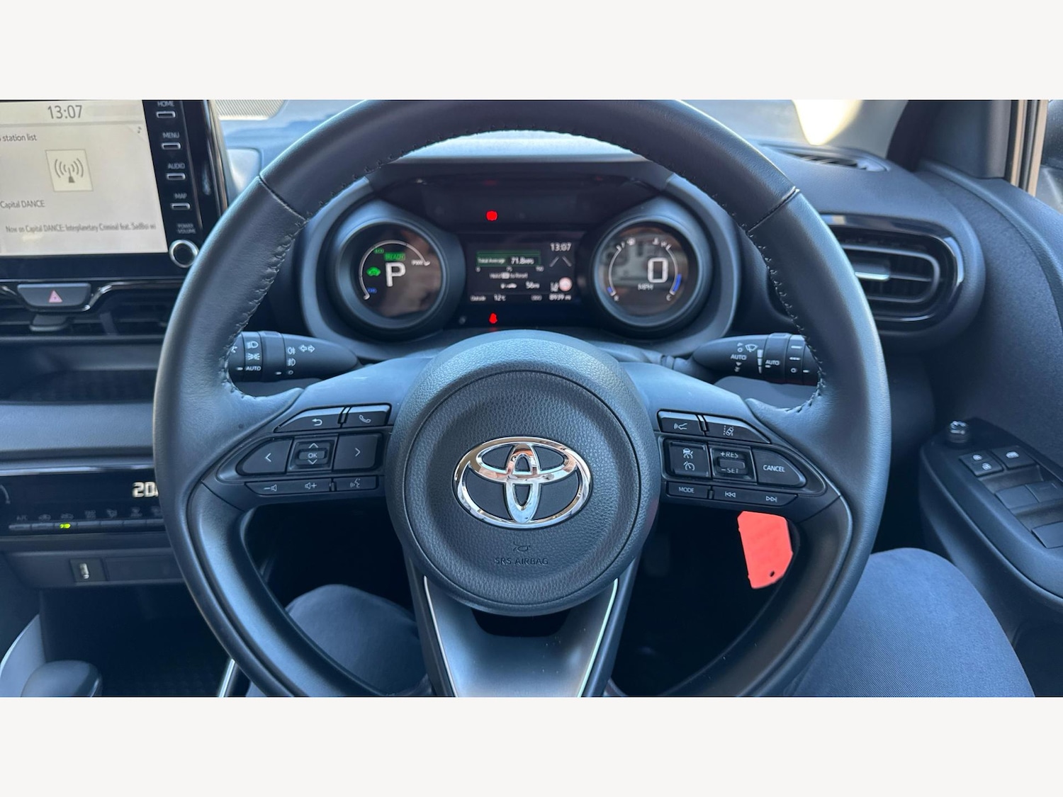 Used Toyota Yaris 2024 for sale - 76370602: Photo 10