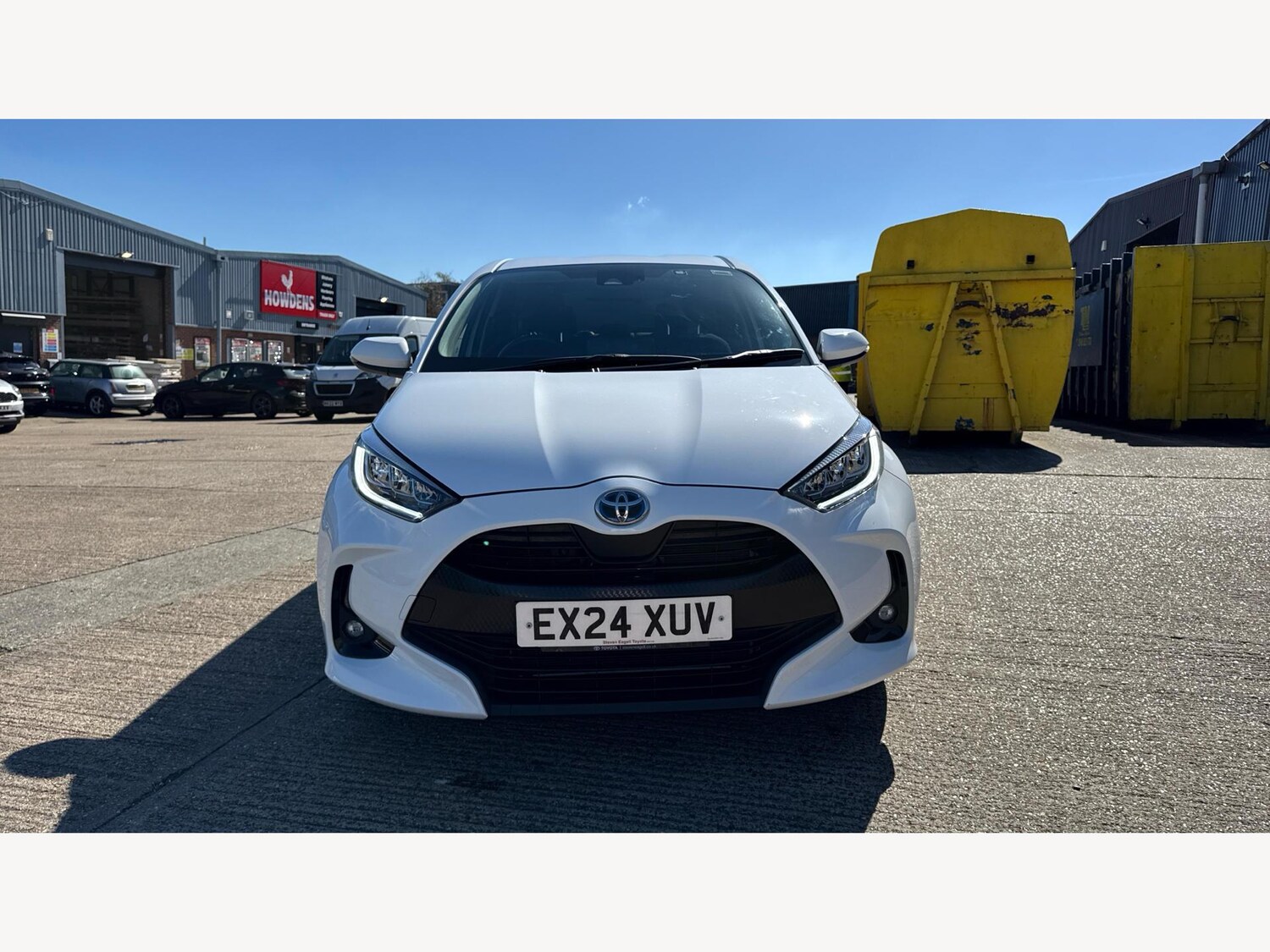 Used Toyota Yaris 2024 for sale - 76370602: Photo 17