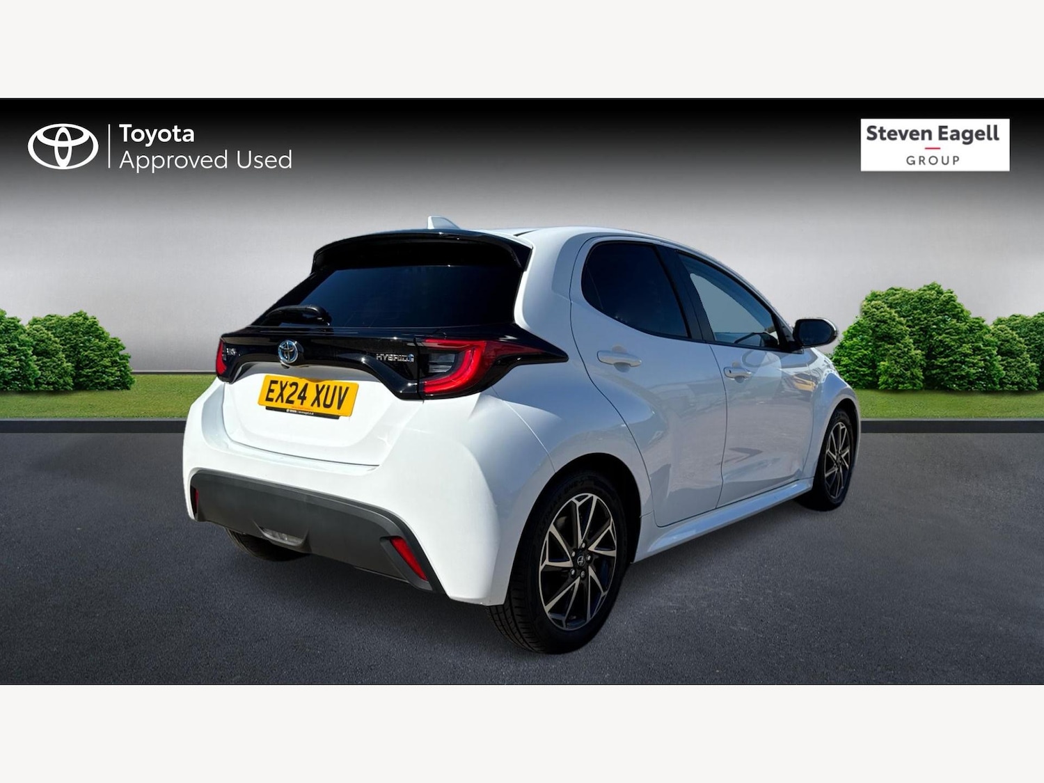 Used Toyota Yaris 2024 for sale - 76370602: Photo 2