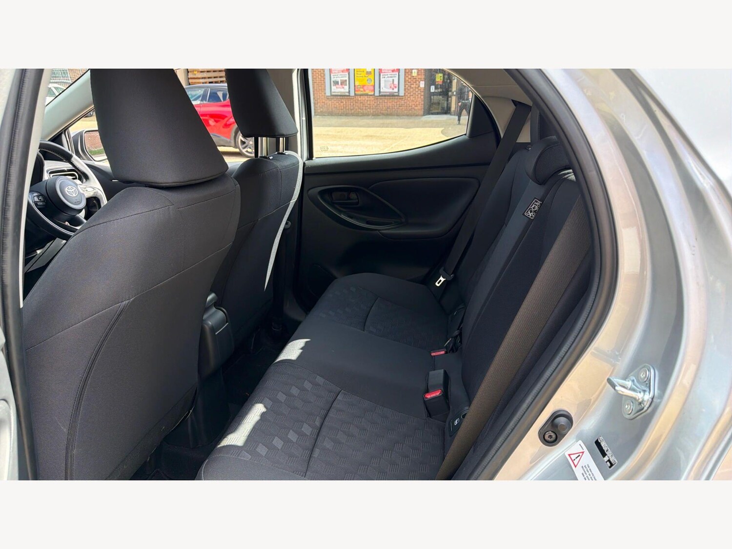 Used Toyota Yaris 2025 for sale - 77909117: Photo 15