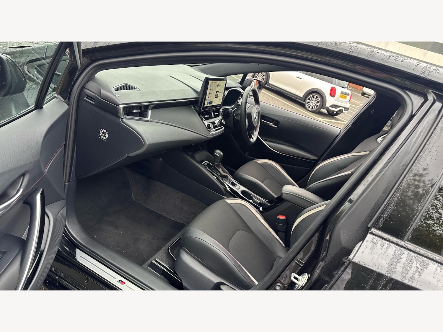 Used Toyota Corolla 2024 for sale - 76613163: Photo 12